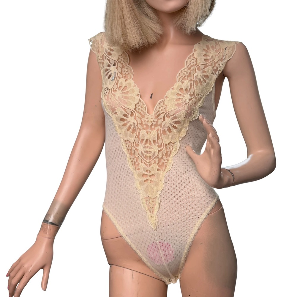 New Vintage 80s Lace Bodysuit DDR East German | Coquette Girl Romantic XS